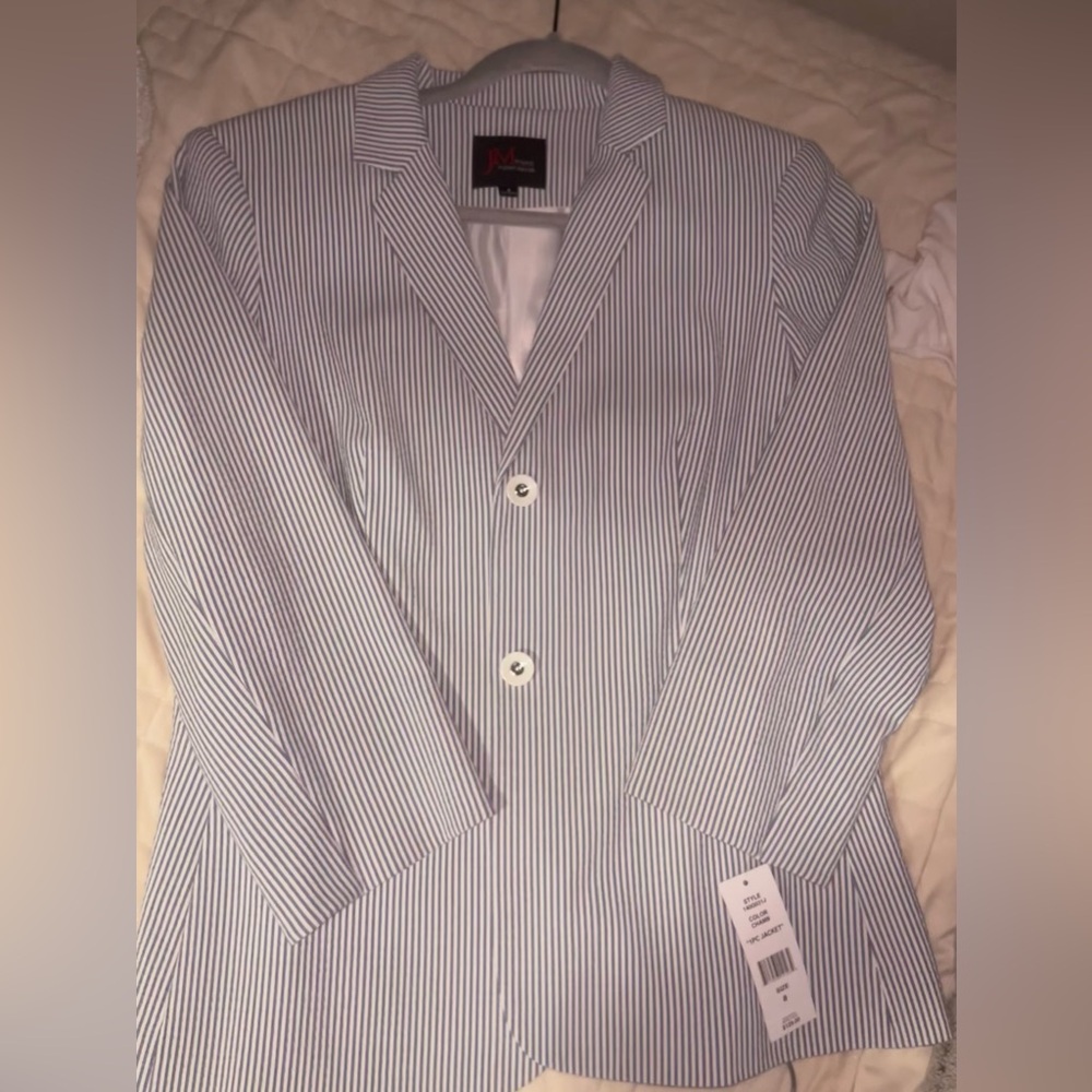 White/blue striped blazer size 8 brand JM studio by John Meyer